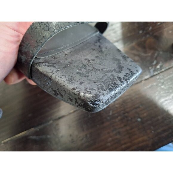 EUC DKNY Women's Black Leather Dava Ankle Strap Cuff Dress Sandals/Sz. 9.5M - Picture 12 of 12